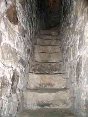 Treppenaufgang im Wehrturm