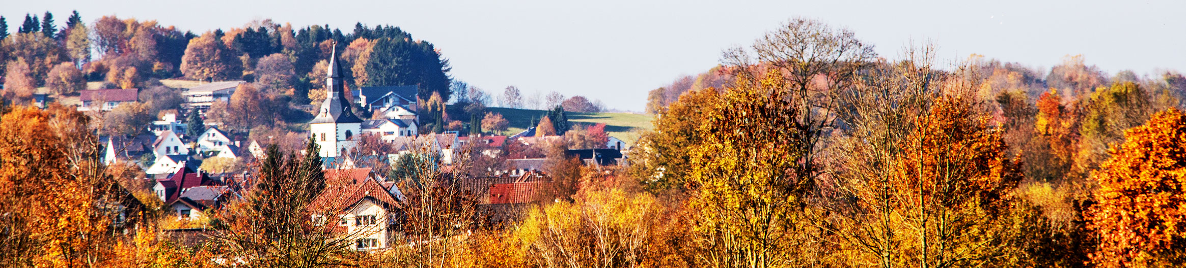 Blick auf die Horner Kirche am 1. November 2015